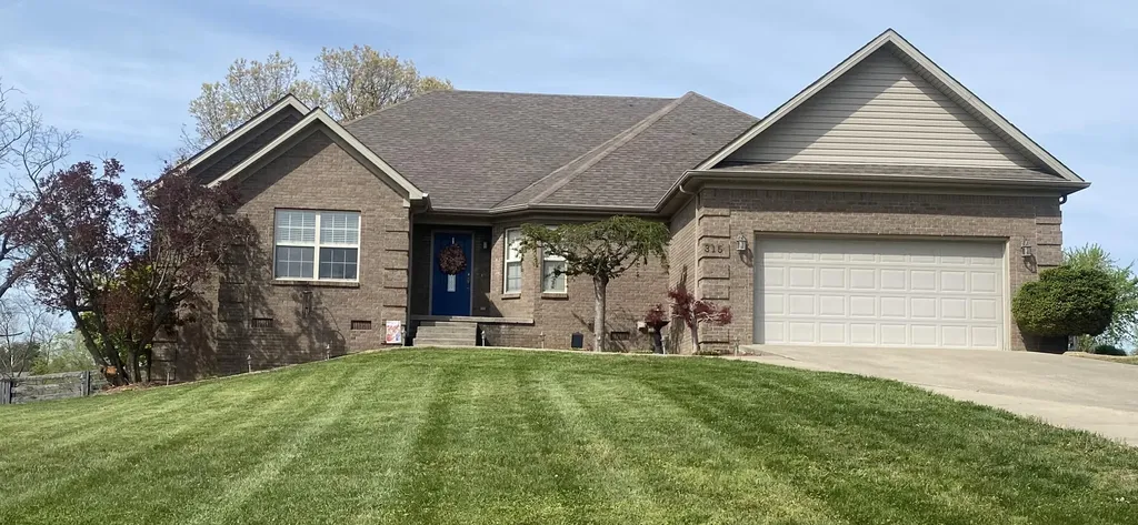 315 Waco Heights Waco KY 40385