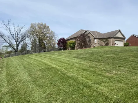 315 Waco Heights Waco KY 40385