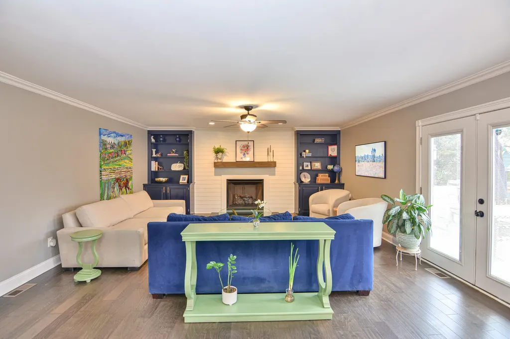 1165 Chetford Drive Lexington KY 40509