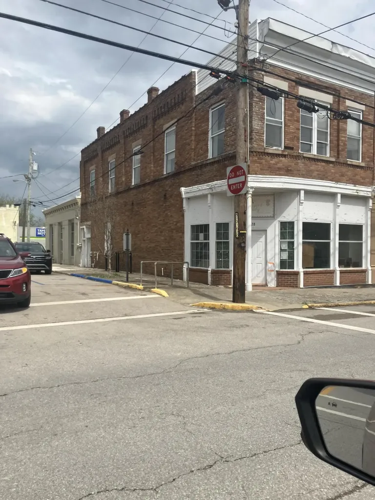 28 W Main Street Owingsville KY 40360