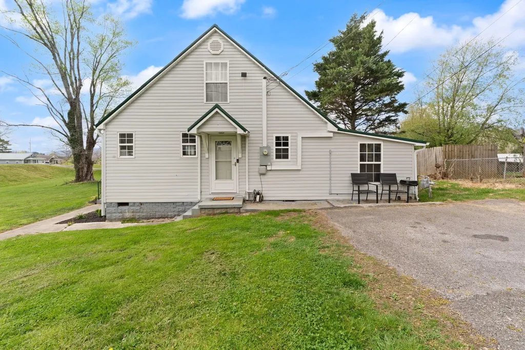 31 Cemetery Road Williamsburg KY 40769