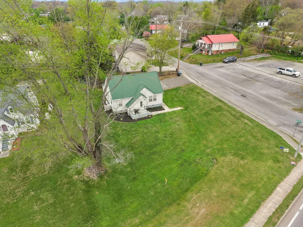31 Cemetery Road Williamsburg KY 40769