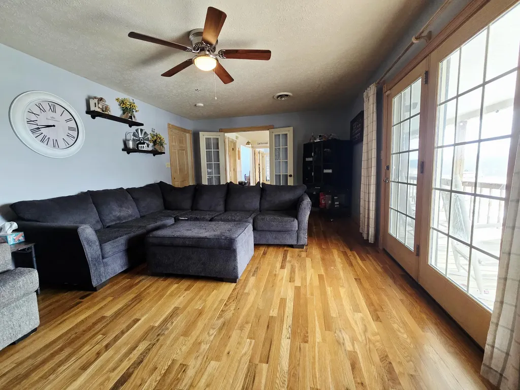 3125 Old Bull Road Eubank KY 42567