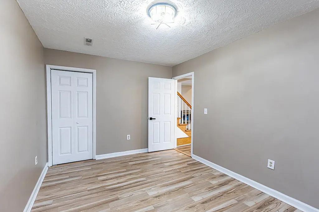 58 Hughes Avenue Winchester KY 40391