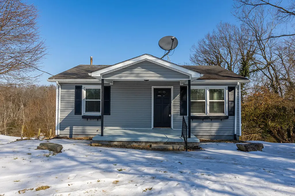 58 Hughes Avenue Winchester KY 40391