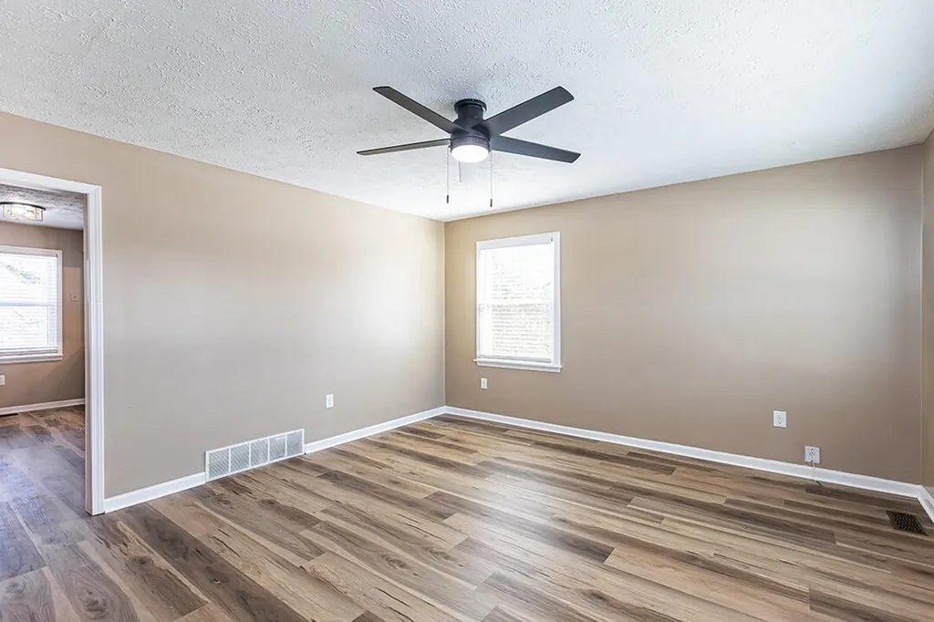 58 Hughes Avenue Winchester KY 40391