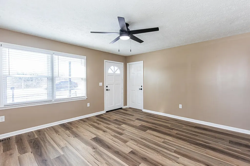 58 Hughes Avenue Winchester KY 40391