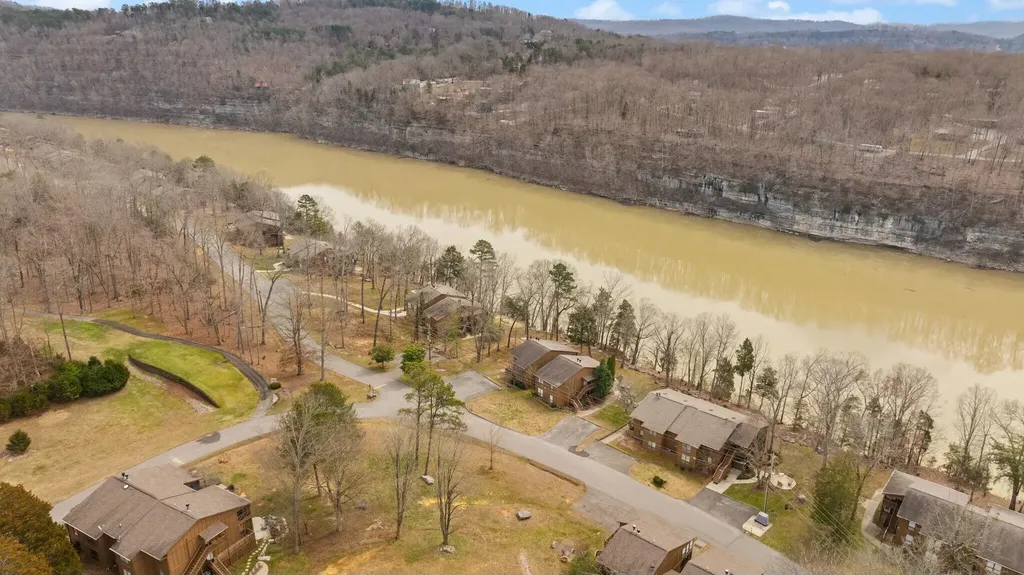 41-2 Woodson Bend Resort Bronston KY 42518