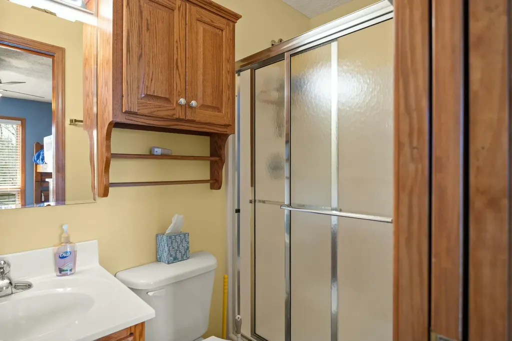 41-2 Woodson Bend Resort Bronston KY 42518