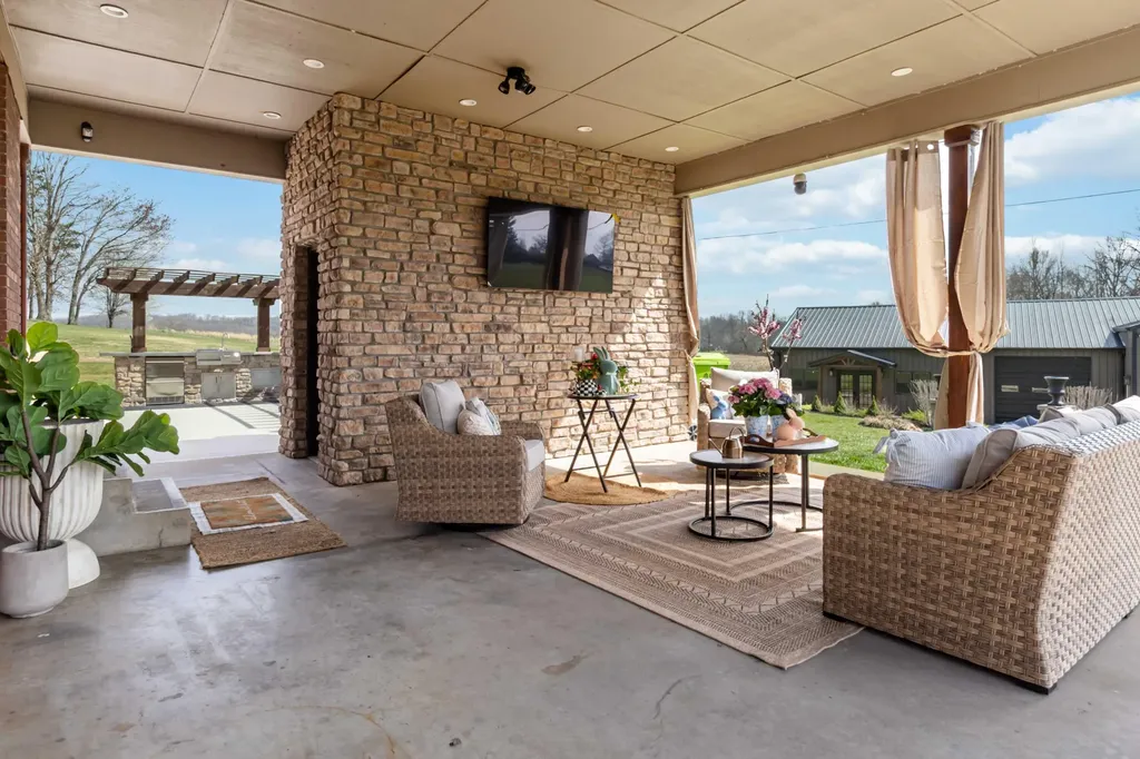 2657 River Road London KY 40744