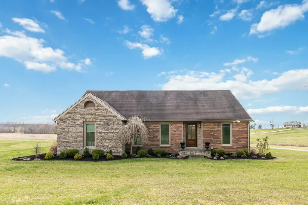 2657 River Road London KY 40744