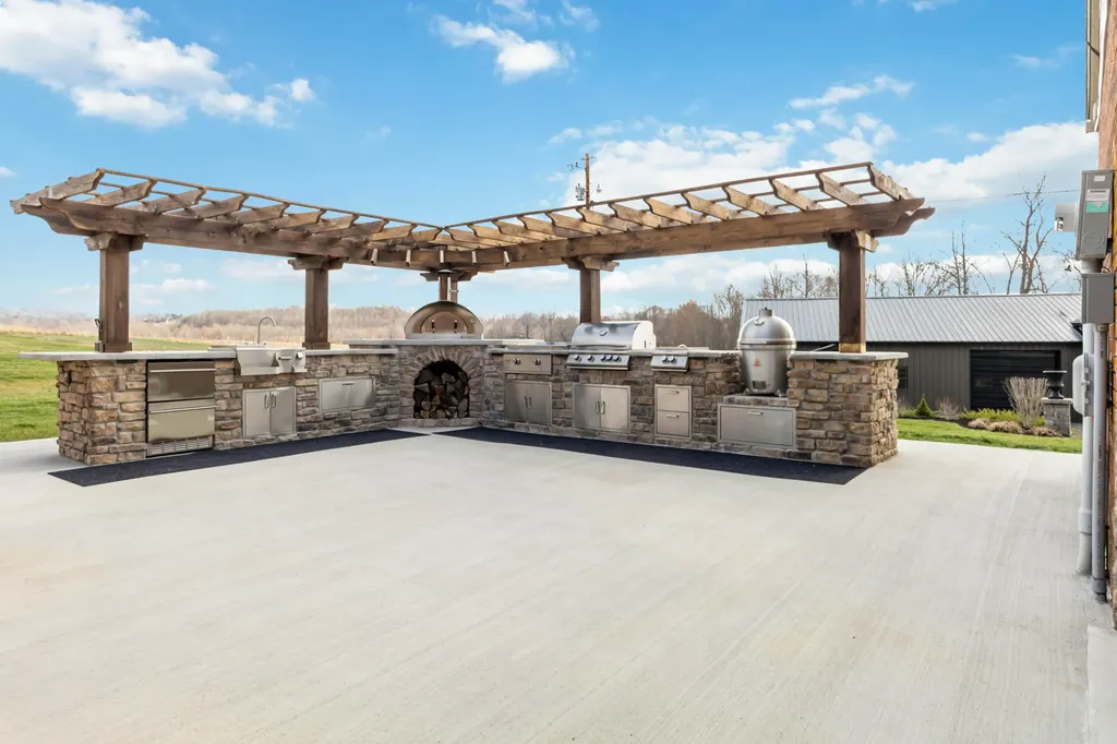 2657 River Road London KY 40744