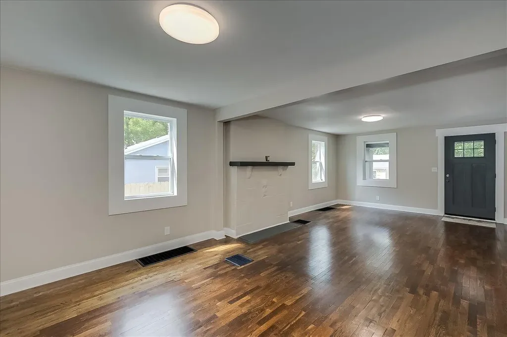 394 Bassett Avenue Lexington KY 40502