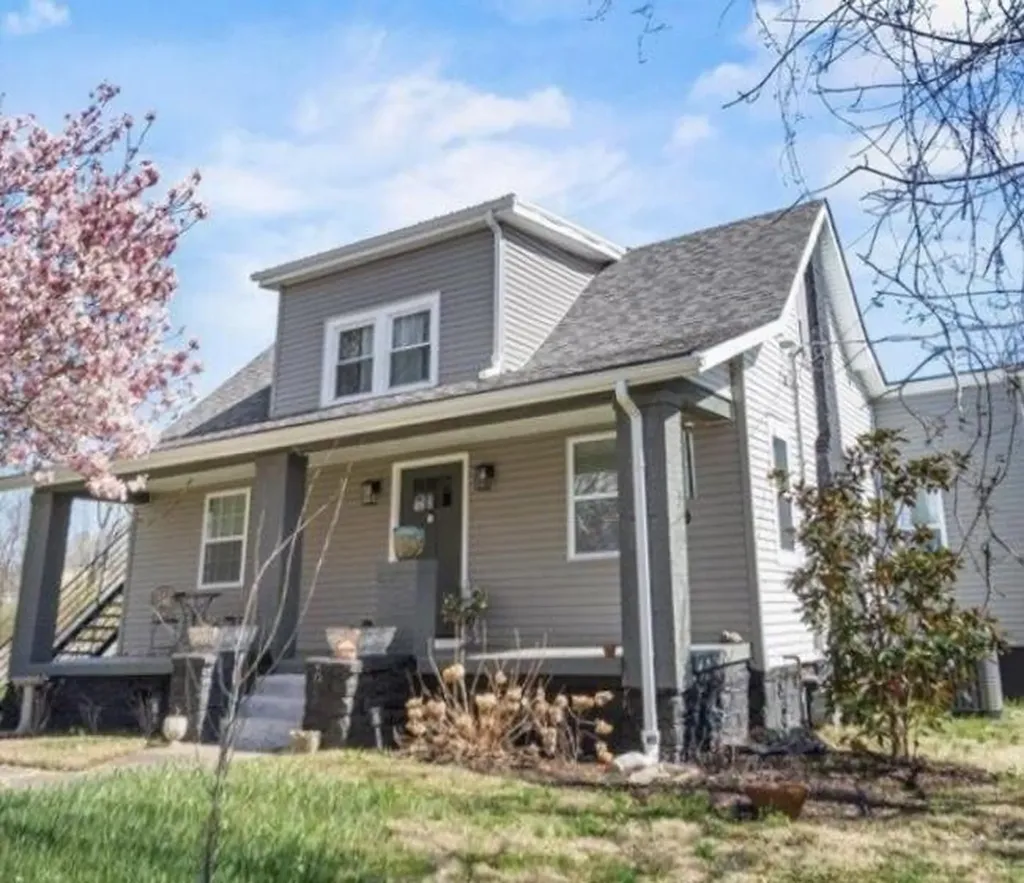 394 Bassett Avenue Lexington KY 40502