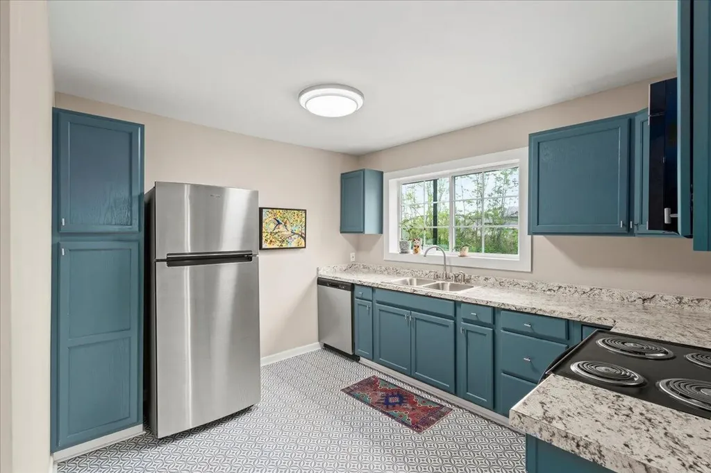 394 Bassett Avenue Lexington KY 40502