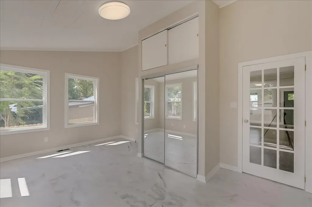 394 Bassett Avenue Lexington KY 40502