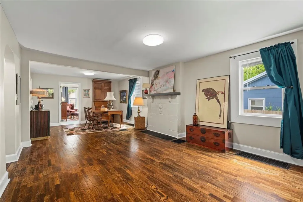 394 Bassett Avenue Lexington KY 40502