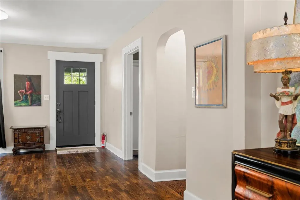 394 Bassett Avenue Lexington KY 40502