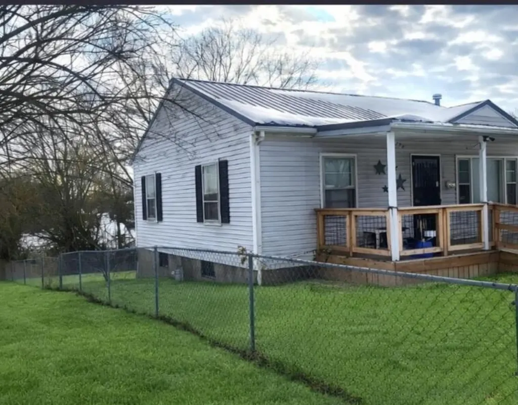 165 S Sunset Lane Harrodsburg KY 40330