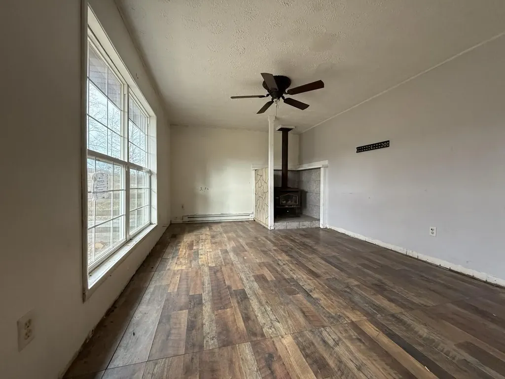 1331 Old Barbourville Road Corbin KY 40701