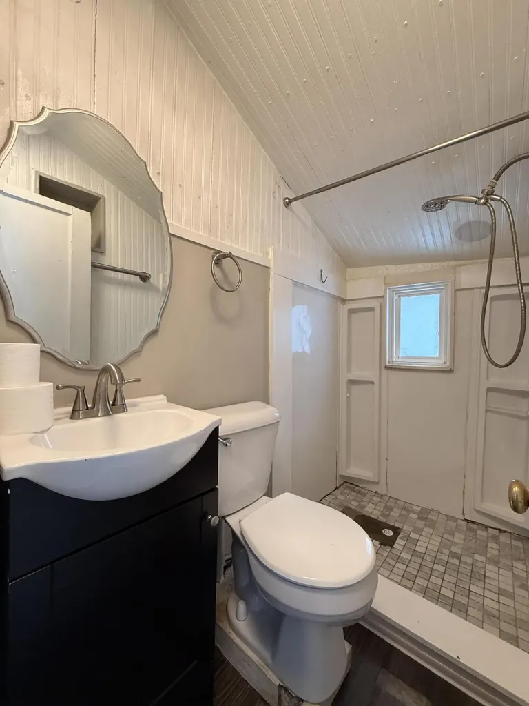 369 Massie Avenue Paris KY 40361