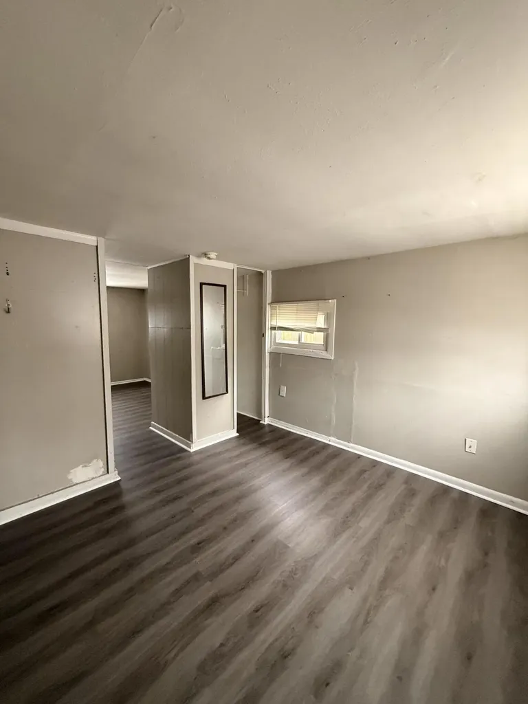 369 Massie Avenue Paris KY 40361