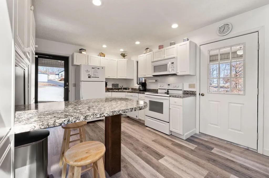 370 Wesley Circle Jamestown KY 42629
