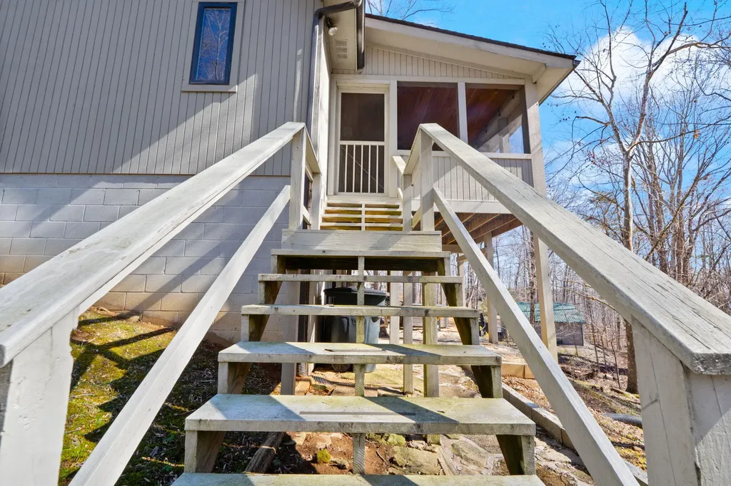 370 Wesley Circle Jamestown KY 42629