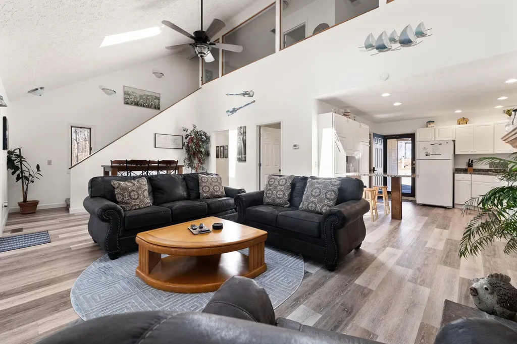 370 Wesley Circle Jamestown KY 42629