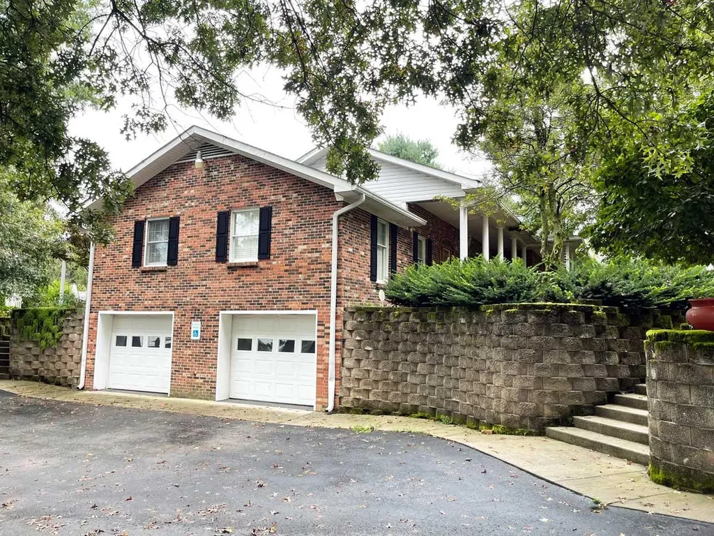 5028 Ashgrove Road Nicholasville KY 40356
