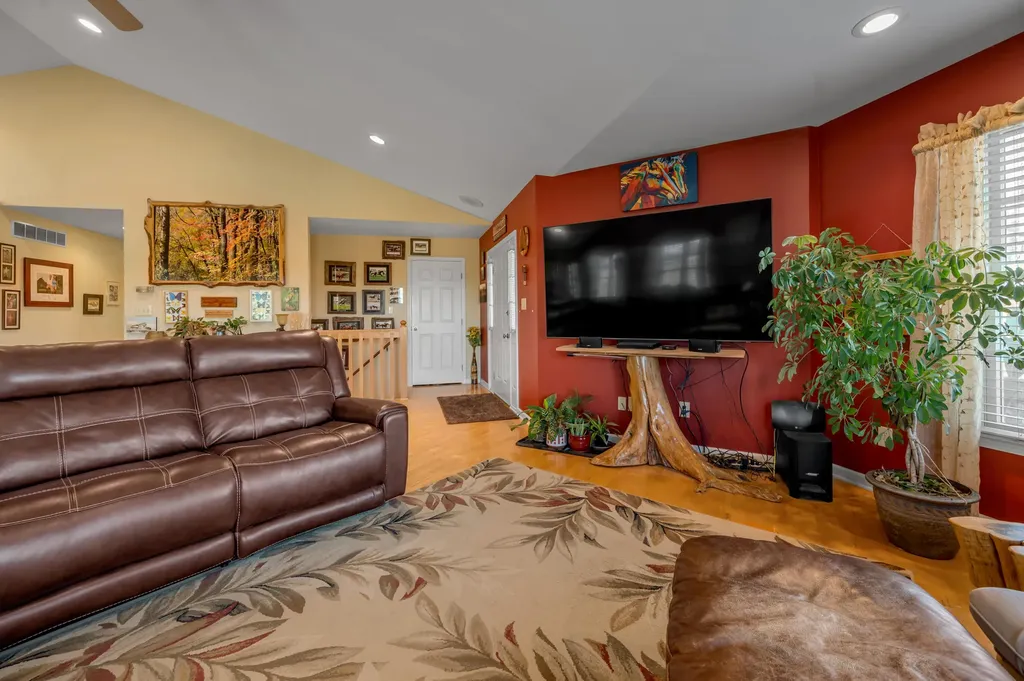 200 Carpenter Pike Versailles KY 40383