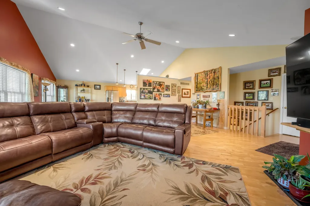 200 Carpenter Pike Versailles KY 40383