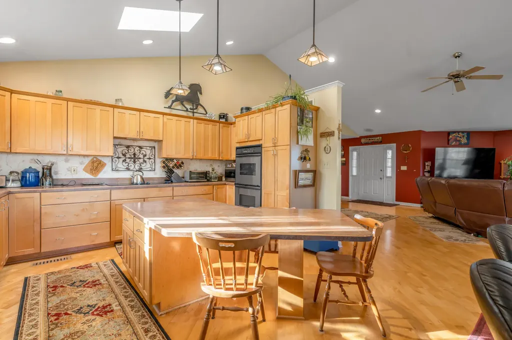 200 Carpenter Pike Versailles KY 40383