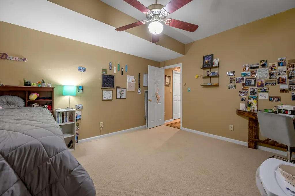 200 Carpenter Pike Versailles KY 40383