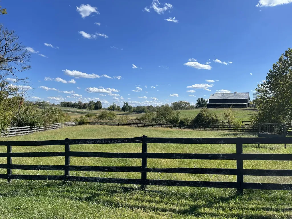 200 Carpenter Pike Versailles KY 40383