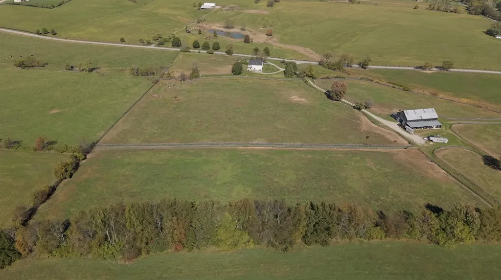 200 Carpenter Pike Versailles KY 40383