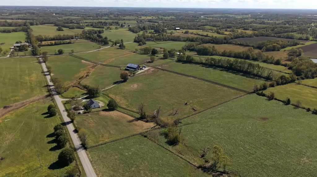 200 Carpenter Pike Versailles KY 40383