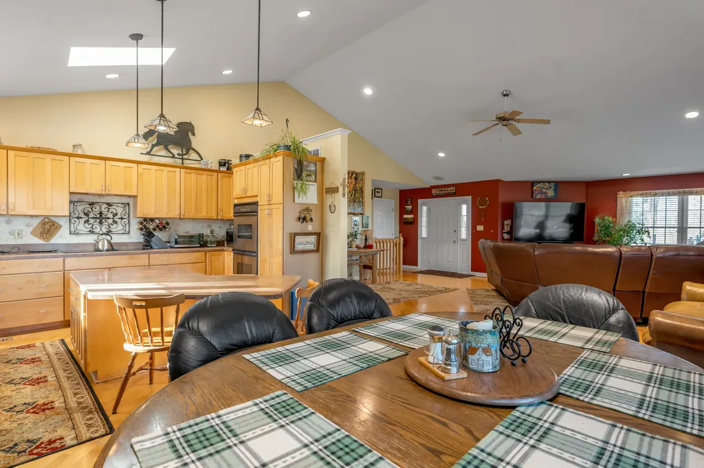 200 Carpenter Pike Versailles KY 40383