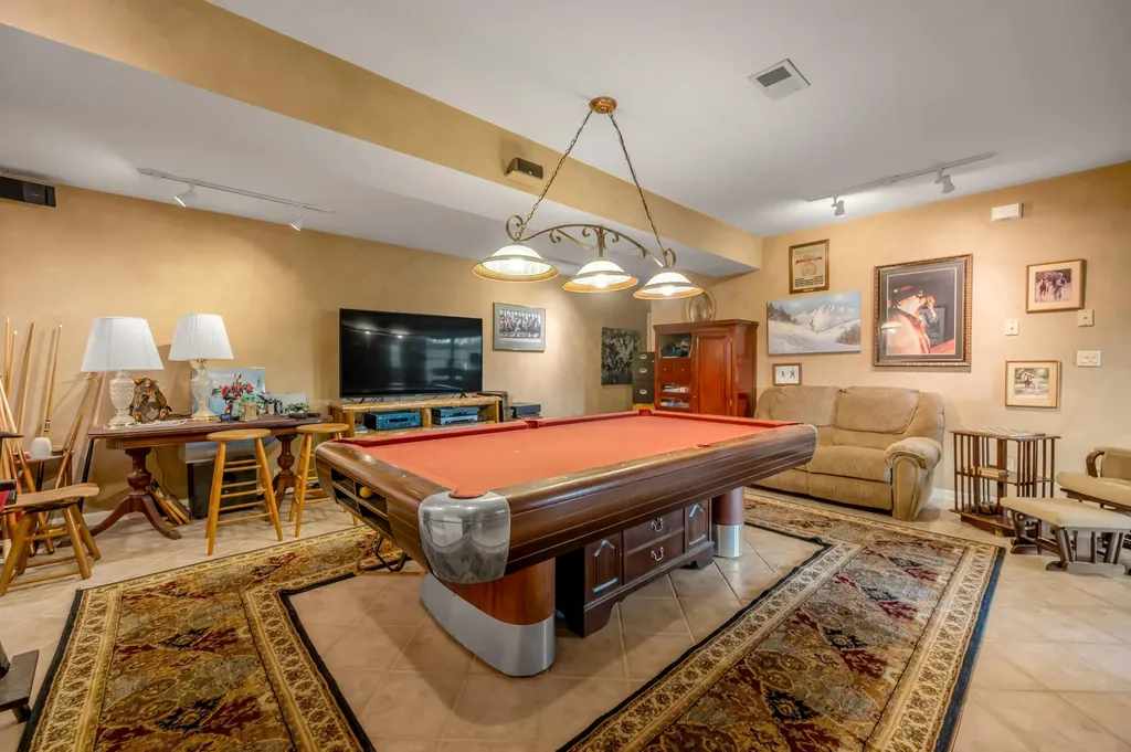 200 Carpenter Pike Versailles KY 40383