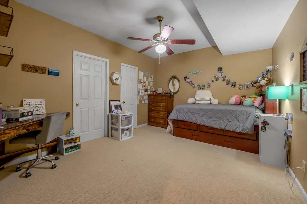 200 Carpenter Pike Versailles KY 40383