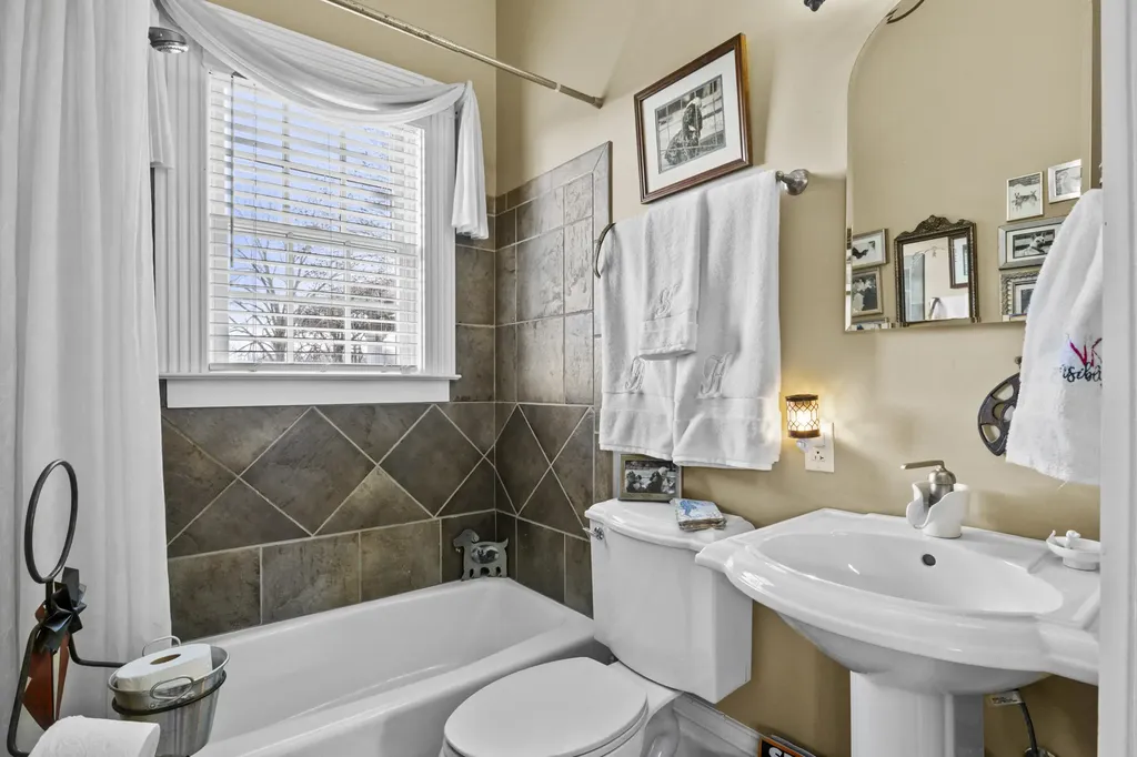 2399 Prewitt Pike Mt Sterling KY 40353