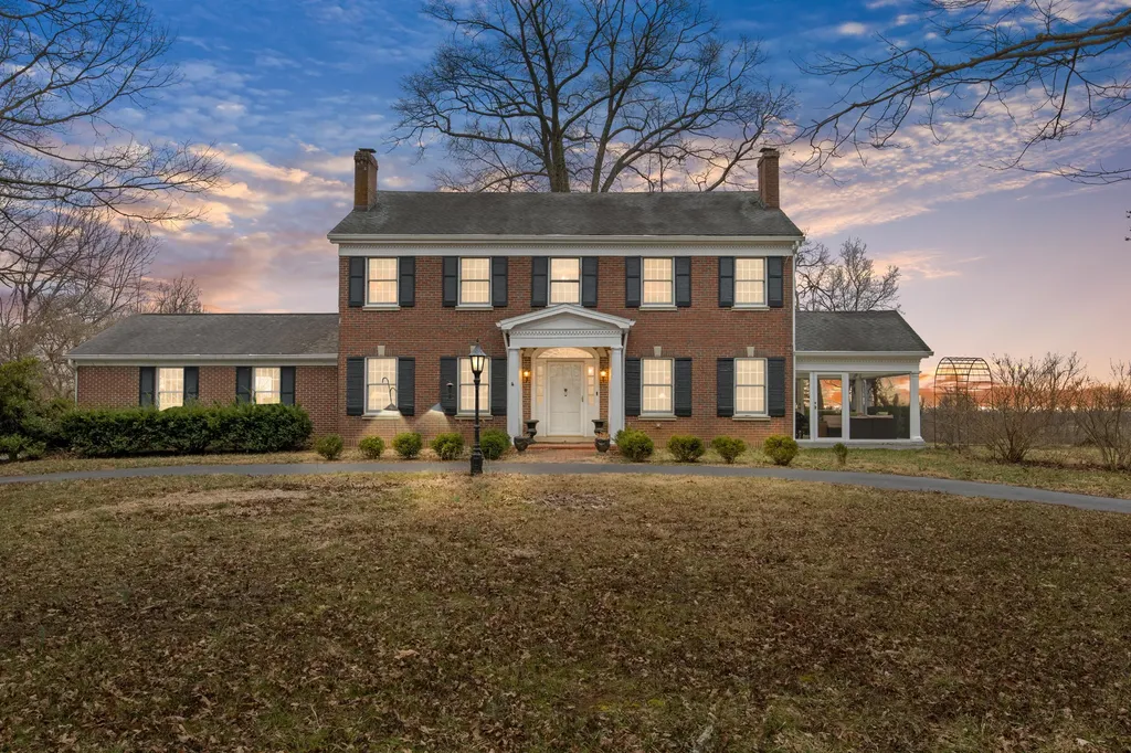2399 Prewitt Pike Mt Sterling KY 40353