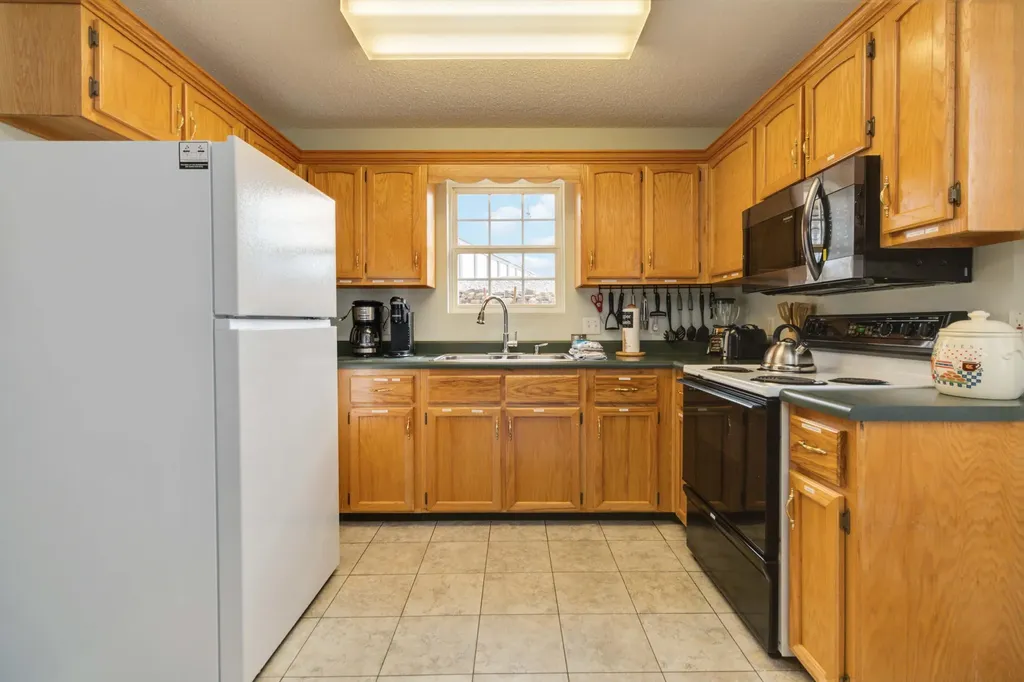 607 Enchanted Forest Way Burnside KY 42519
