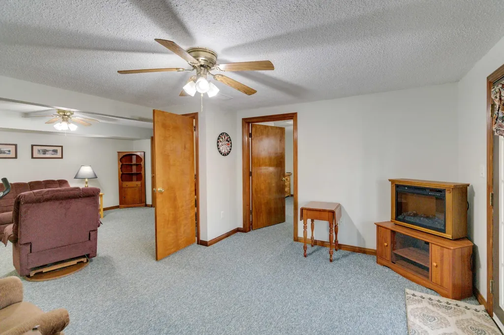 607 Enchanted Forest Way Burnside KY 42519