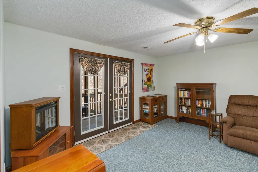 607 Enchanted Forest Way Burnside KY 42519