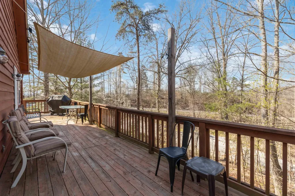 607 Enchanted Forest Way Burnside KY 42519