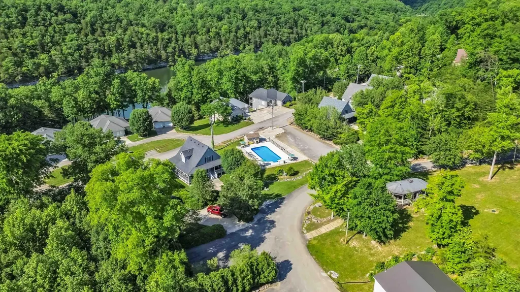 607 Enchanted Forest Way Burnside KY 42519
