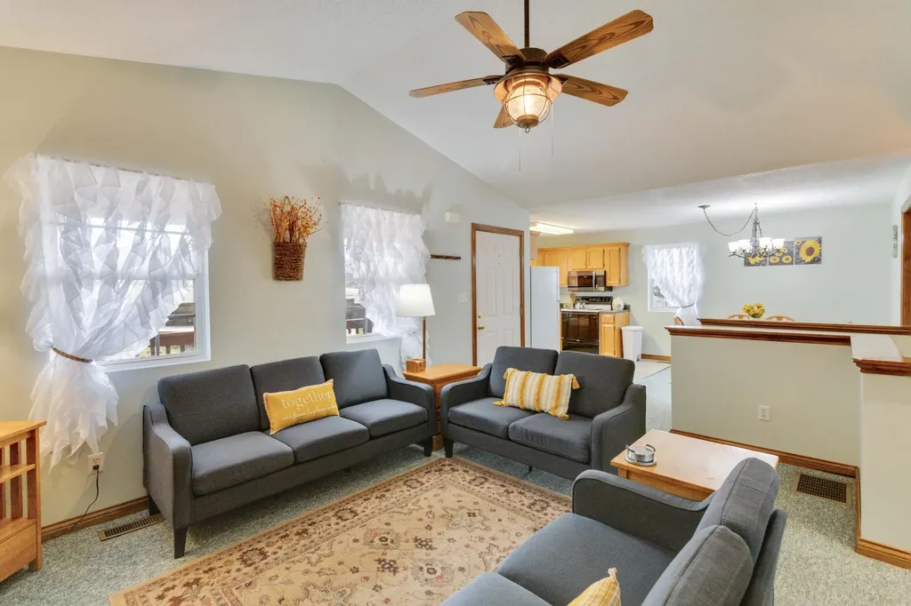 607 Enchanted Forest Way Burnside KY 42519