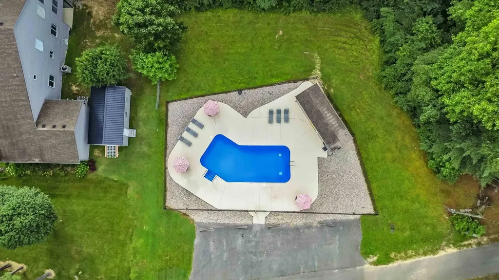607 Enchanted Forest Way Burnside KY 42519