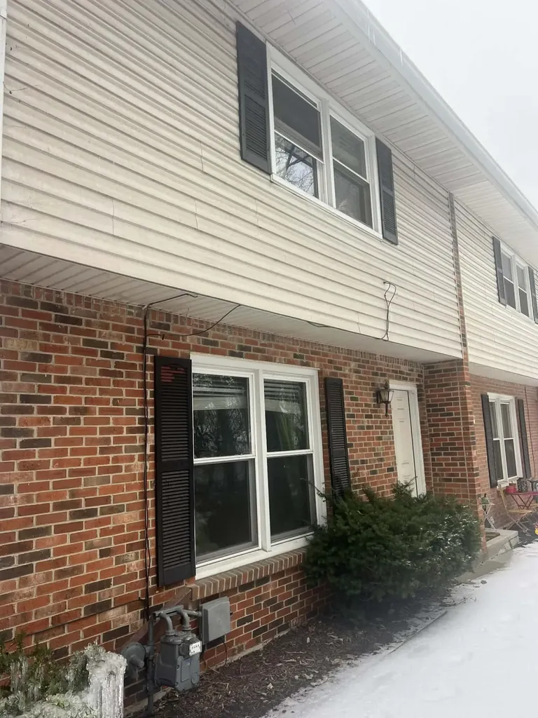 3142 Kirklevington Drive Lexington KY 40517
